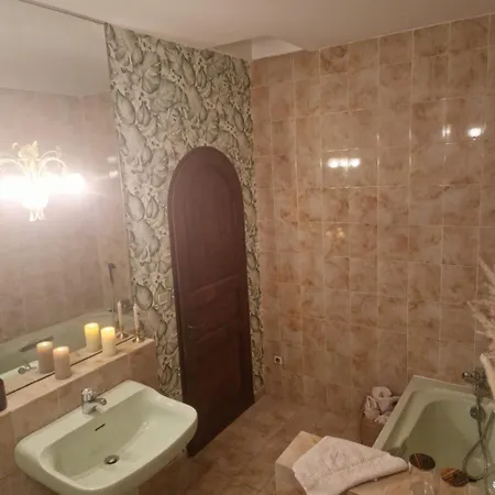 Willa U Palazzu - Demeure De Charme Au Centre De La Corse *