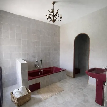 Вилла U Palazzu - Demeure De Charme Au Centre De La Corse