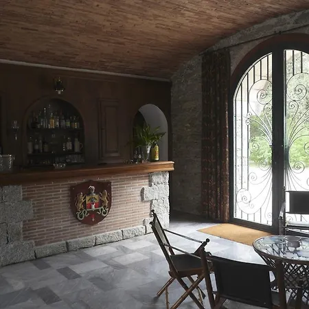 Вилла U Palazzu - Demeure De Charme Au Centre De La Corse Корт