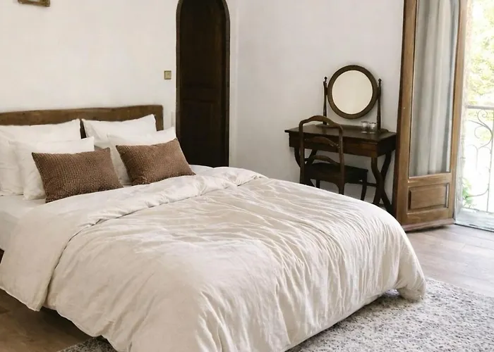 U Palazzu - Demeure De Charme Au Centre De La Corse * Corte (Corsica)